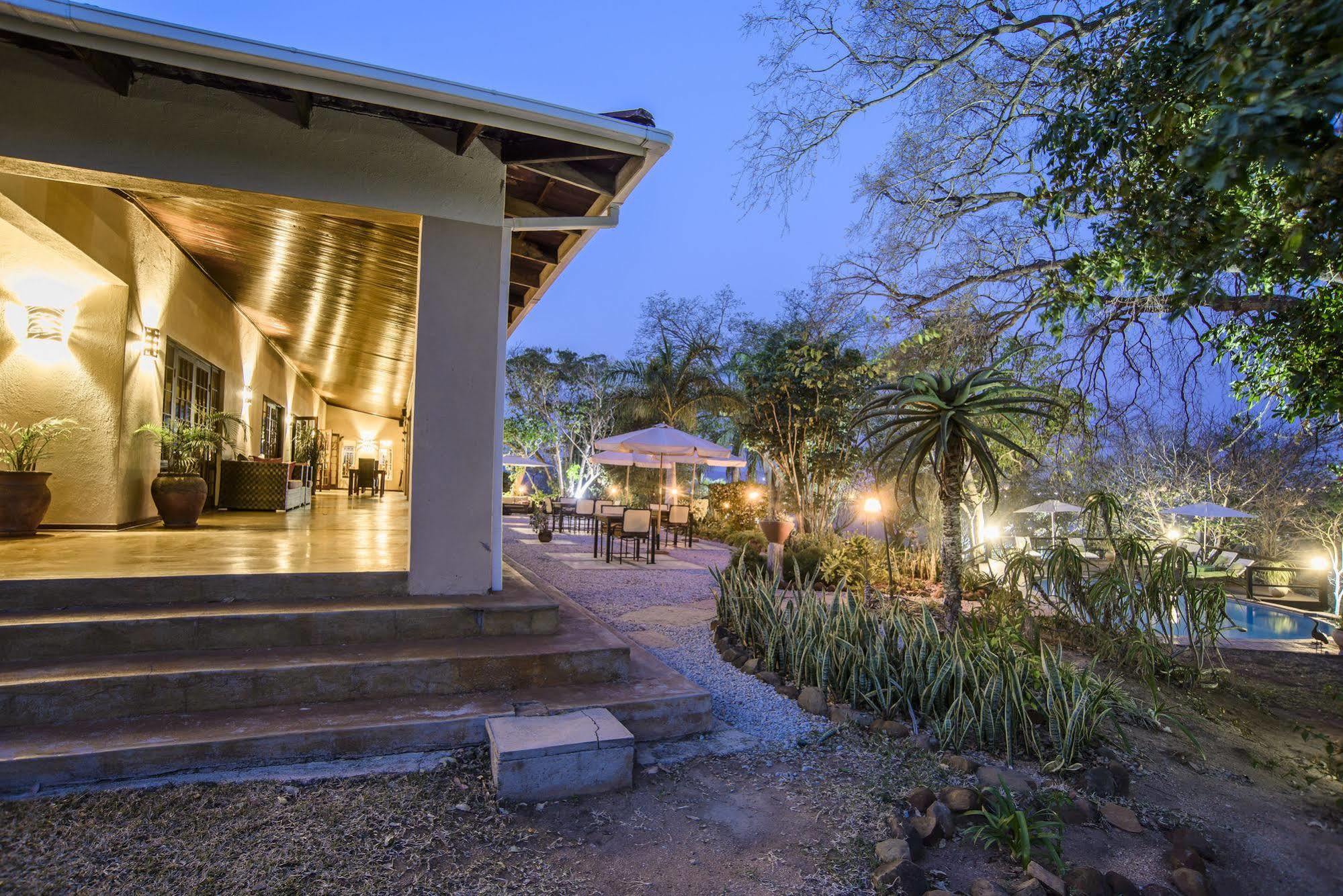 Abangane Guest Lodge Hazyview Eksteriør billede